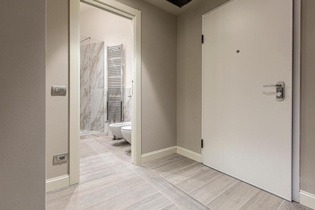 Duomo Terrace Studio R&R มิลาน ภายนอก รูปภาพ